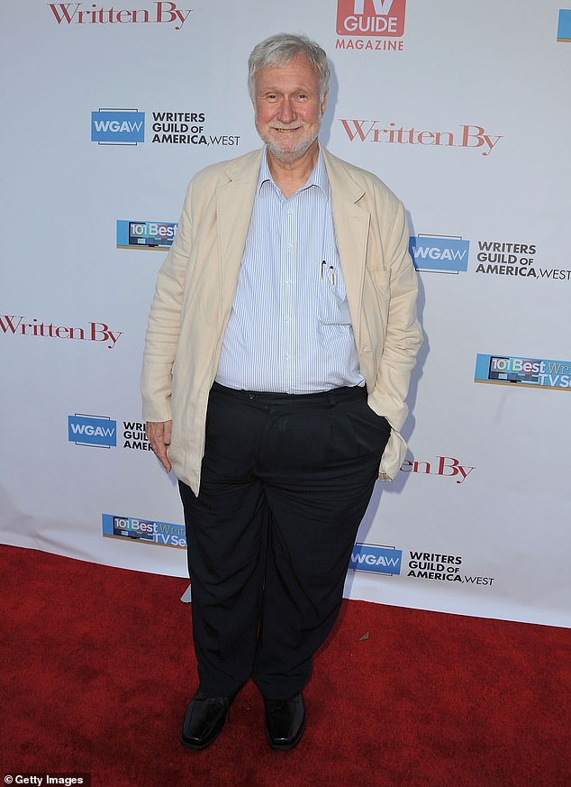 Wilcox erhielt weitere vier Emmy-Nominierungen für die Talkshows „America 2-Nite“ und „M*A*S*H“ sowie fünf Nominierungen für den Writers Guild Award, wobei er 1980 für Letztere gewann (Bild 2013).