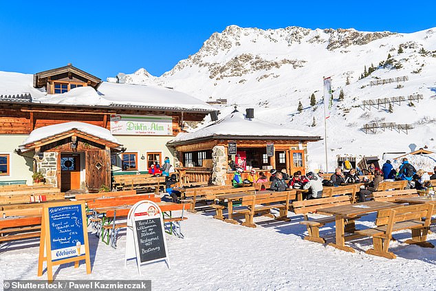 Obertauern in Österreich ist dank zweier Wetterfronten, die Neuschnee bringen, „schneesicher“.