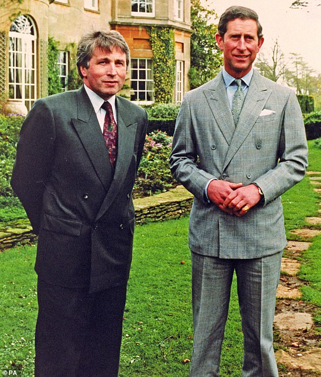 Herr Dimbleby, ein Freund von König Charles, sagte: „Das Gesetz sollte geändert werden, damit Personen wie mein Bruder, geschützt durch entscheidende rechtliche Garantien, das Recht haben, zu einem Zeitpunkt ihrer Wahl zu Hause zu sterben.“  Das hier abgebildete Paar im Jahr 1994