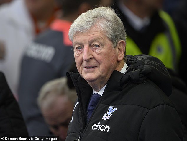 Berichten zufolge hat Crystal Palace mit der Suche nach Nachfolgern für Roy Hodgson begonnen