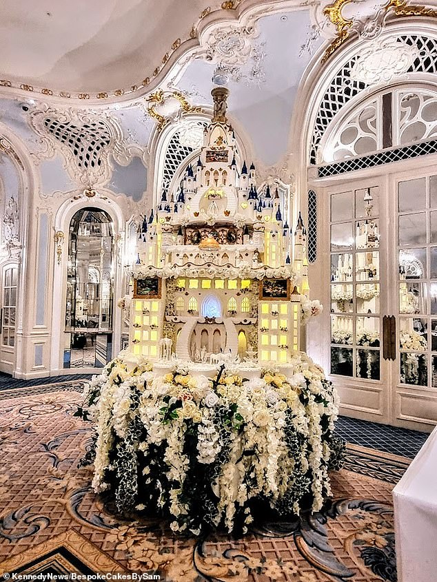 Im Bild ist Madeline Burtons 13.000 Pfund teure Hochzeitstorte zu sehen, deren Fertigstellung drei Monate dauerte