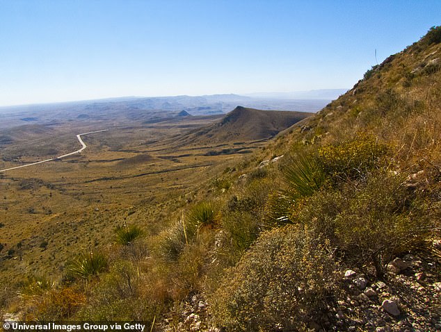 Im Guadalupe-Mountains-Nationalpark in Salt Flat, Texas, stehen Besuchern des Parks mehr als 80 Meilen Wanderwege zur Verfügung