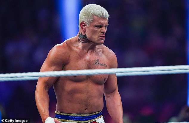 Cody Rhodes ist für The Rock zurückgetreten, um bei WrestleMania 40 gegen Roman Reigns anzutreten