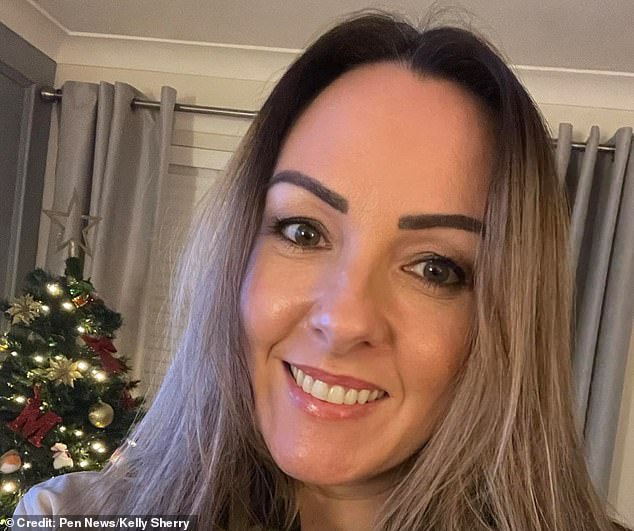 Kelly Sherry, 41, musste ihre Arbeit aufgeben, nachdem eine Berührung mit „Großbritanniens gefährlichster Pflanze“ grausame Blasen an ihrer Hand hinterlassen hatte