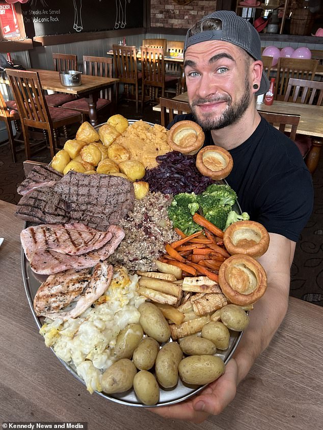 Joel Hansen aus Toronto, Ontario, flog mehr als 3.000 Meilen, um sich einem britischen Sonntagsbraten-Wettbewerb mit 6.000 Kalorien zu stellen