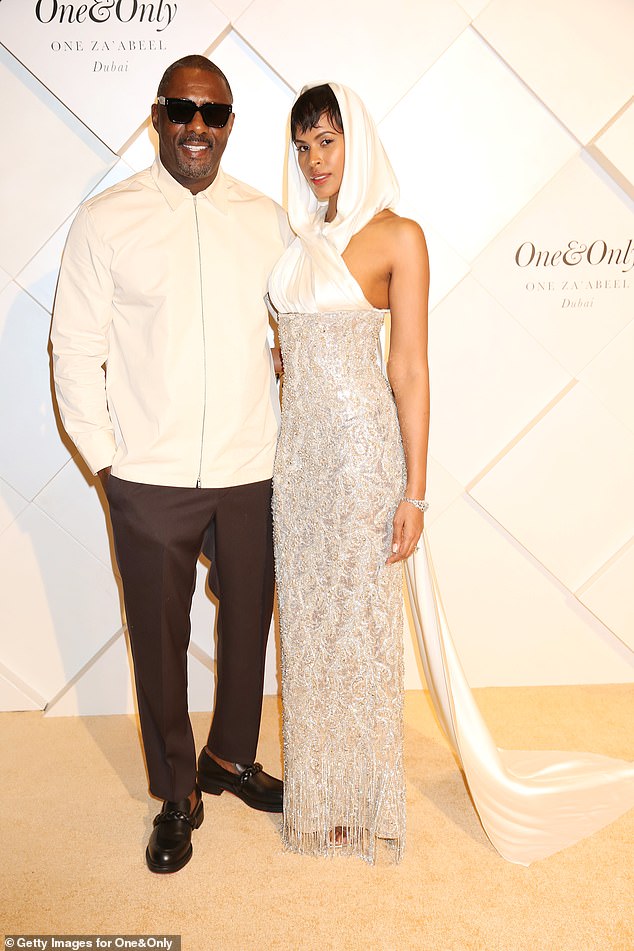 Idris Elba und seine Frau Sabrina waren ein perfektes Paar, als sie am Samstag der glanzvollen Eröffnung des One&Only One Za'abeel in Dubai beiwohnten