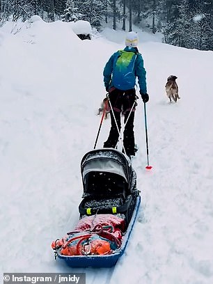 Auf Instagram veröffentlichte der 36-jährige Vater eines Kindes, der die Geburt seines Erstgeborenen im Oktober 2023 bekannt gab, einen Clip aus seinem letzten Skiurlaub