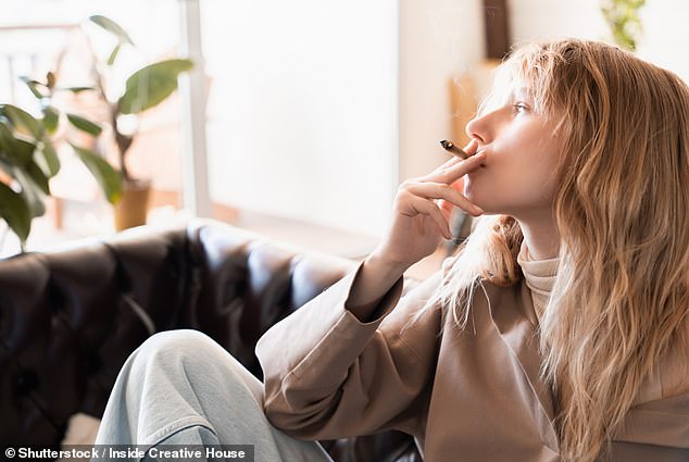 Laut einer Studie kann das Rauchen von Cannabis als Teenager die kognitiven Funktionen beeinträchtigen