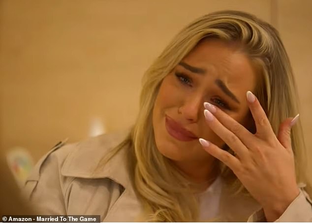 Die 26-jährige Taylor, die Tochter der TV-Persönlichkeit Dawn Ward, brach über den Umzug in Tränen aus, als sie in der neuen Reality-TV-Show „Married To The Game“ mitspielte
