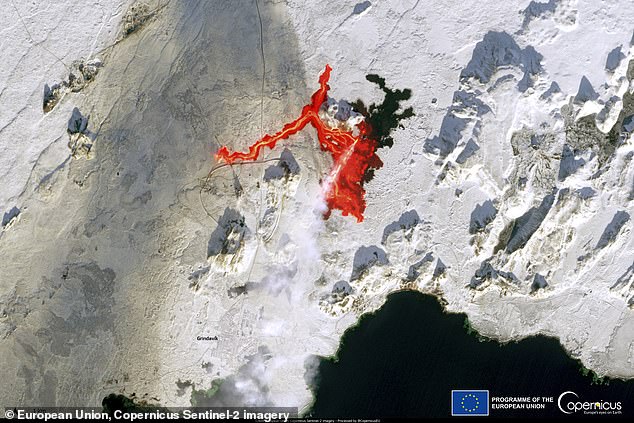 Satellitenbilder des EU-Satelliten Copernicus Sentinel 2 fangen die schockierende Kraft des jüngsten Ausbruchs auf der isländischen Halbinsel Reykjanes ein