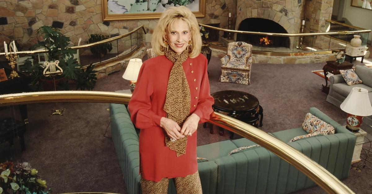Tammy Wynette posiert 1995 für ein Porträt zu Hause in Franklin, Tennessee.