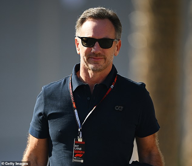 Red Bull-Chef Christian Horner ist vor den Tests vor der Saison in Bahrain angekommen