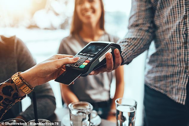 In Australien nimmt die Verwendung von Bargeld zugunsten von Karten- und Mobiltelefonzahlungen rapide ab
