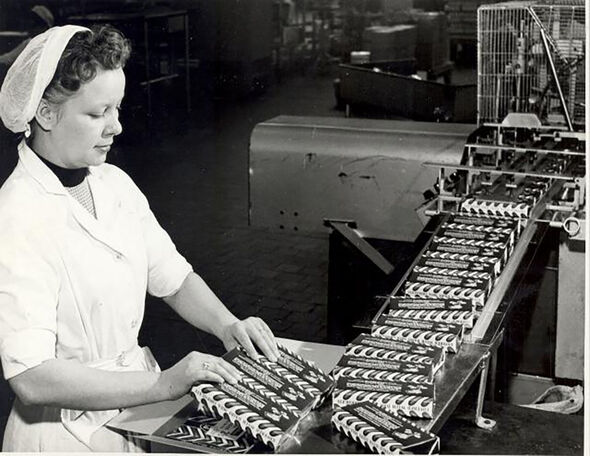 Vintage-Bild eines Fabrikarbeiters von Cadbury