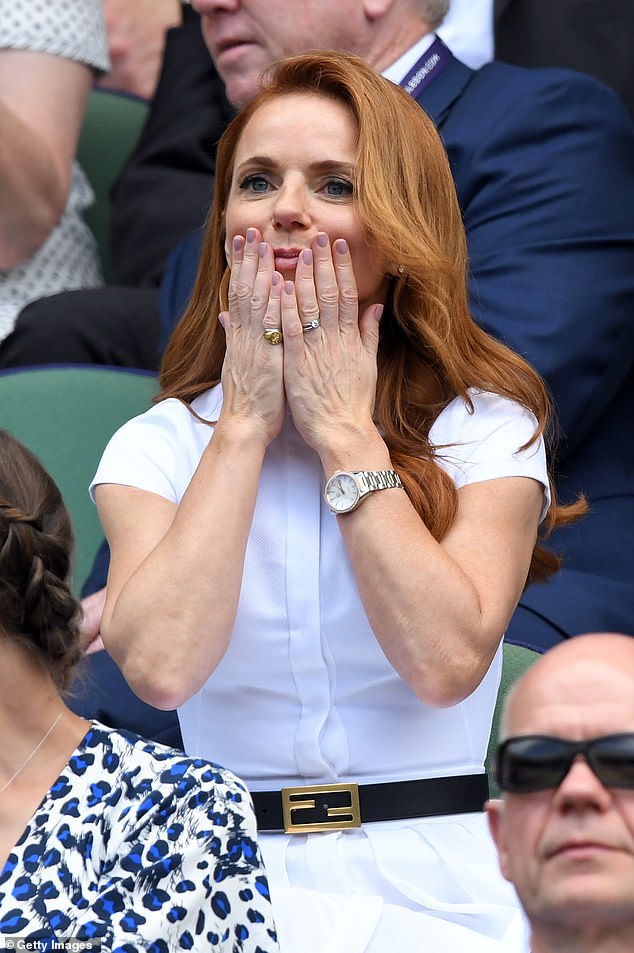 Freunde von Geri (abgebildet in Wimbledon 2019) sagen, sie seien „zutiefst besorgt“ um das ehemalige Spice Girl und dass sie „zerbrechlich“ wirkte, als sie sie vor einigen Wochen sahen