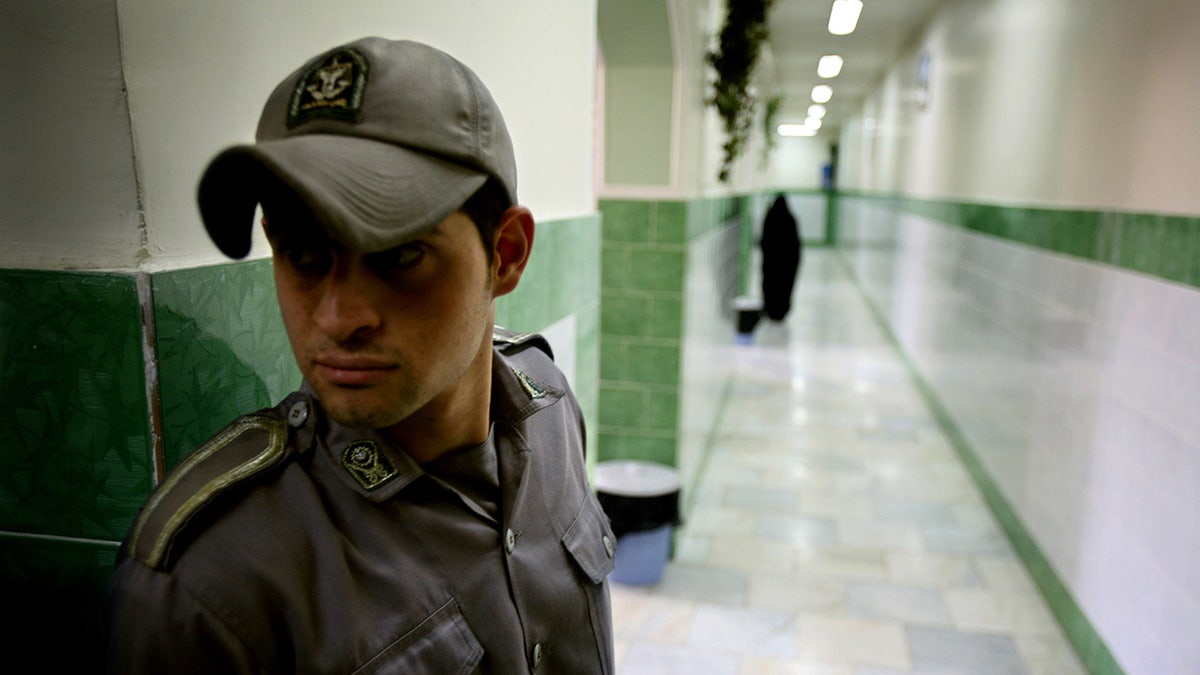 Gefängniswärter im Iran