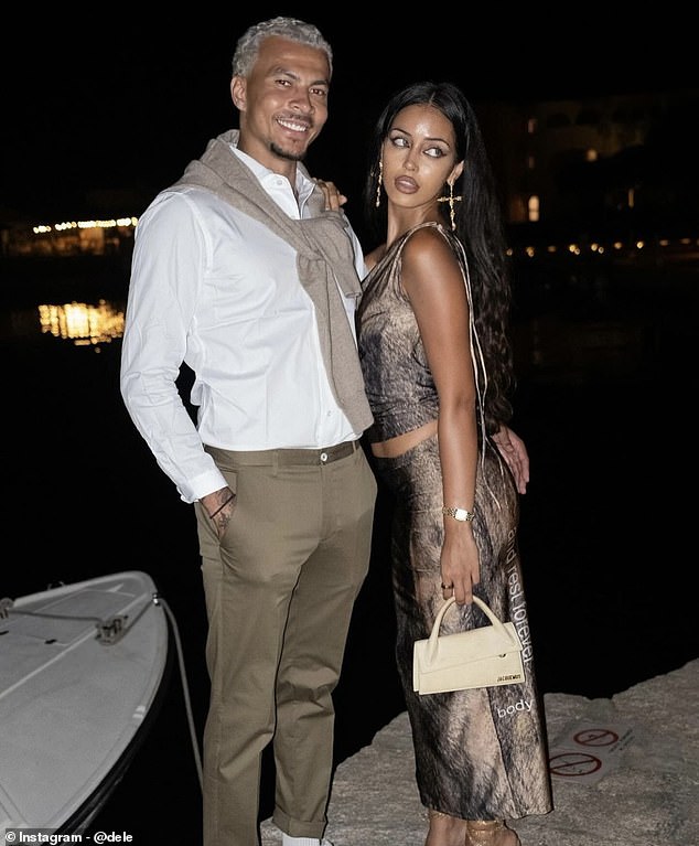Cindy und Dele machten ihre Beziehung im Juni 2022 öffentlich, als sie beim Urlaub auf einer Yacht in Italien gesehen wurden (Bild im November)