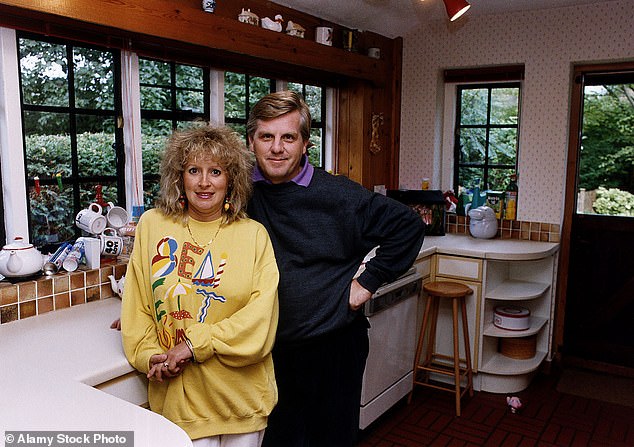 Steve und seine Frau Jane sind seit 1985 verheiratet und haben zwei Kinder