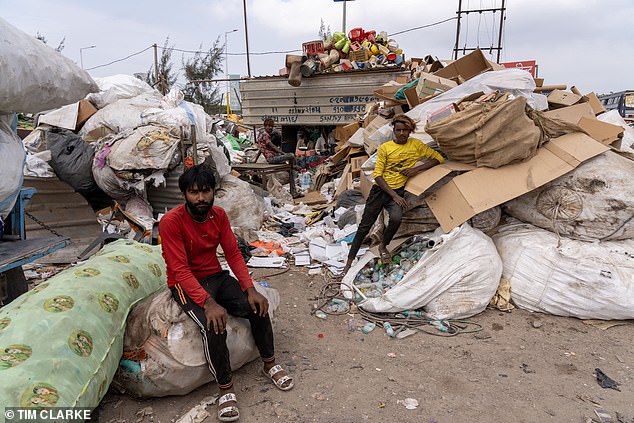 Jamnagar ist normalerweise eine sehr verschlafene Stadt und in ihren Slums leben einige der ärmsten Menschen der Welt