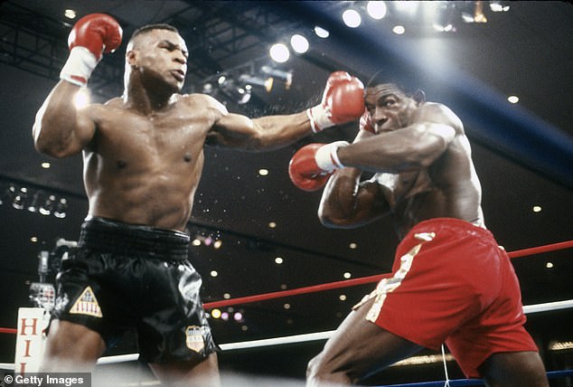 Der ehemalige Schwergewichts-Champion Tyson wird 58 Jahre alt sein, wenn er gegen den 27-jährigen Paul kämpft