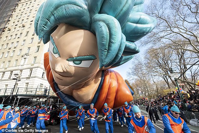 Während der Macy's Thanksgiving Day Parade in New York im Jahr 2019 wurde unter anderem ein Festwagen im Dragon Ball-Stil ausgestellt