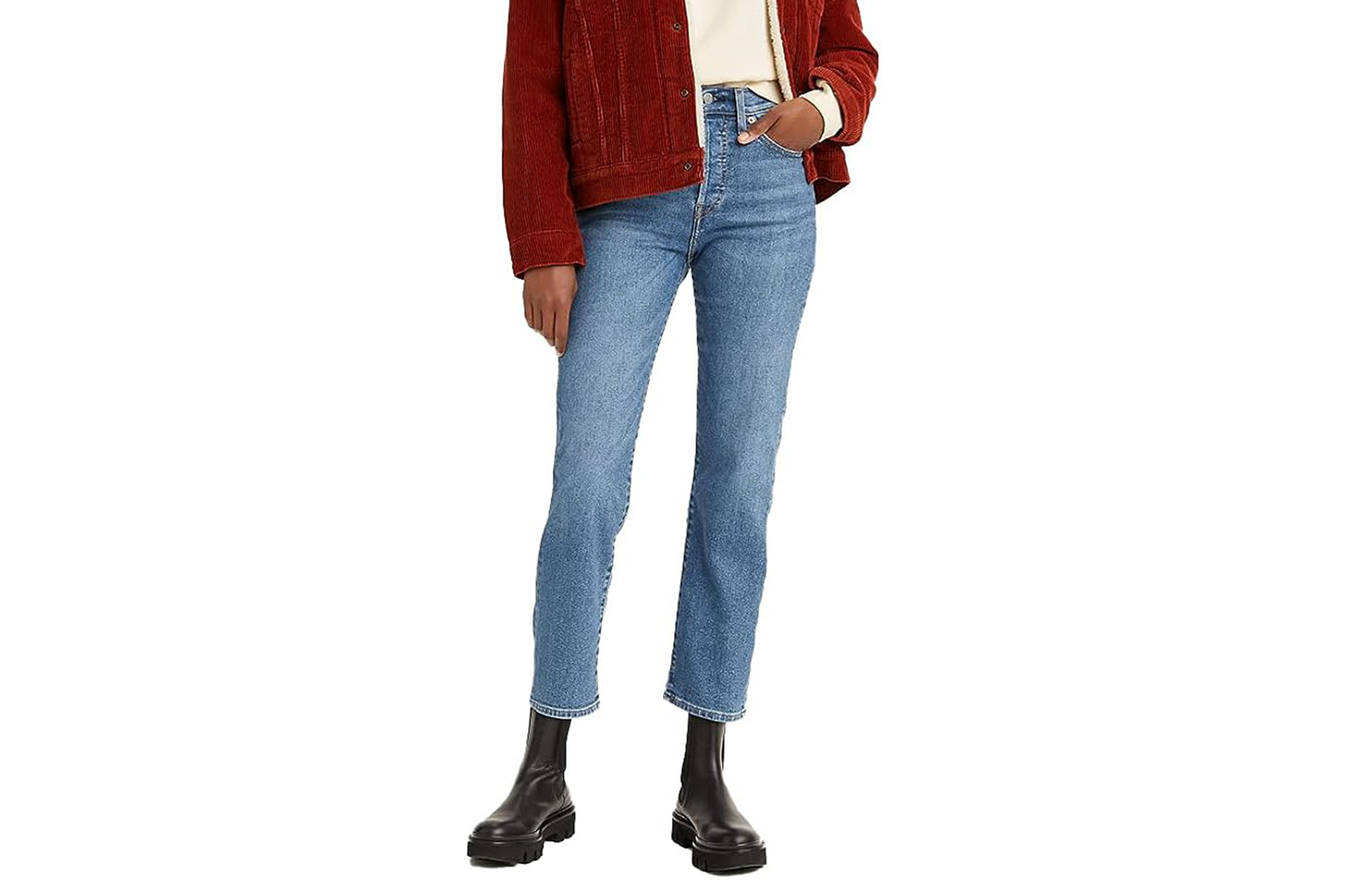 Ein Model in Levi's-Jeans