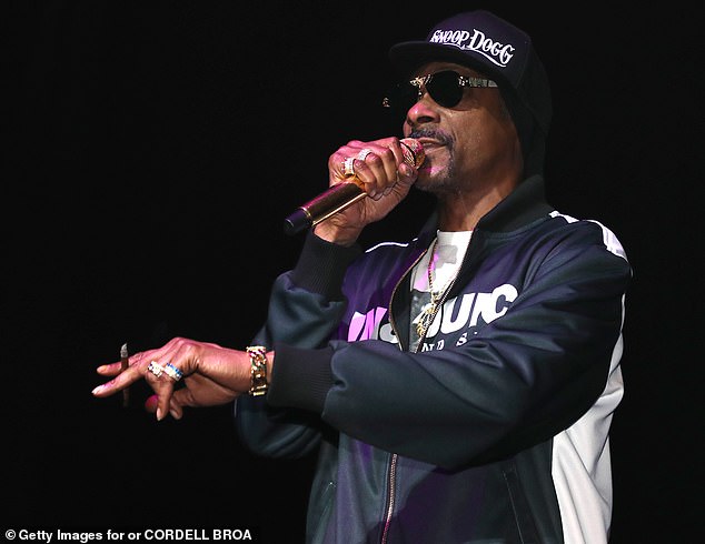 Basslastige Songs wie Still DRE von Snoop Dogg und Dr. Dre könnten mit psychotischer Wirkung in Verbindung gebracht werden