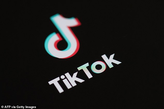 TikTok könnte in seine Flop-Ära eintreten, da Benutzer die Gründe preisgegeben haben, warum sie die extrem süchtig machende App aufgeben, die in den letzten Jahren eine explosionsartige Beliebtheit erlebte