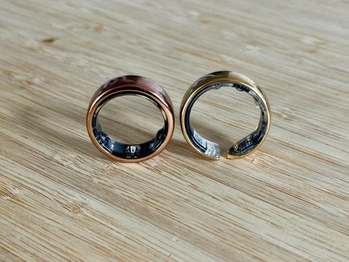 Oura Ring (left) and Movano Evie Ring