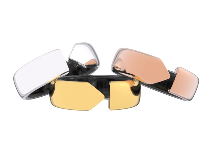 Movano Evie Ring in silver, gold, and rose gold.