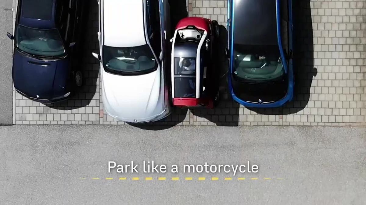 Machen Sie sich bereit für ein faltbares Elektroauto, das das Parken zum Kinderspiel macht