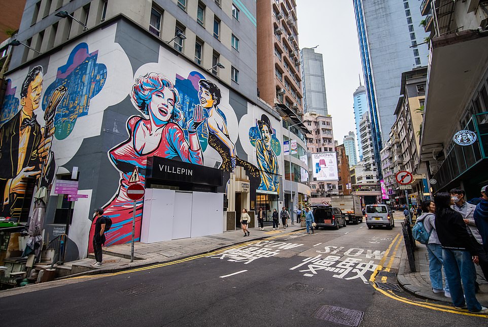 Hollywood Road in Hong Kong 'is one kilometre (0.6 miles) long and links up some of the city's must-visit destinations'. The street takes the silver medal