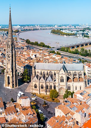 FlixBus bietet eine Verbindung von Bordeaux (im Bild) in Frankreich in die rumänische Hauptstadt Bukarest an