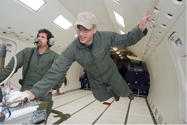 Dante flying in microgravity during a flight in a C-9 aircraft