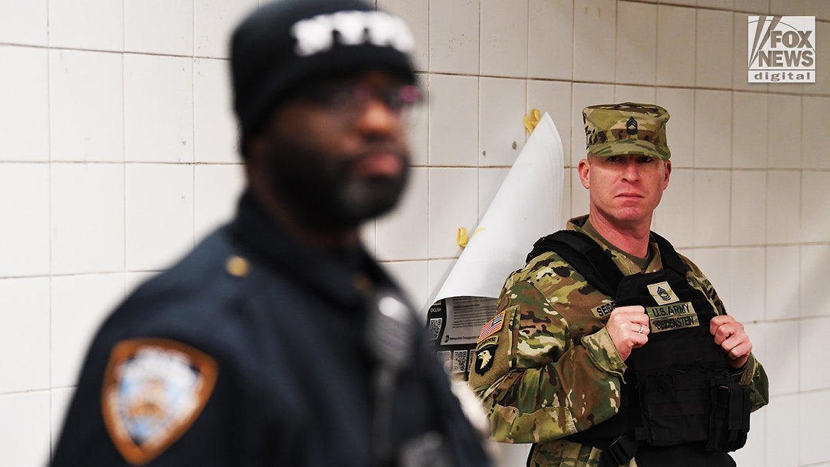 NYPD und Nationalgarde auf Patrouille