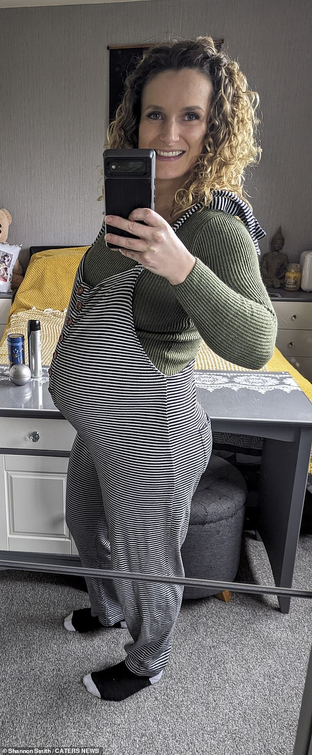 Die Mutter eines Kindes behauptete, dass es für sie keinen Sinn mache, während der Schwangerschaft mit dem Heben schwerer Gewichte aufzuhören, da sie dies bereits seit einem Jahrzehnt tue