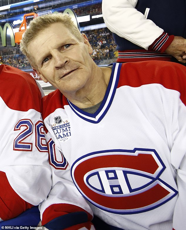 Der pensionierte Flügelspieler der Montreal Canadiens, Chris „Knuckles“ Nilan, ist während einer Ausstellung 2016 abgebildet