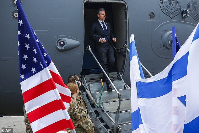 US-Außenminister Antony Blinken trifft in Tel Aviv, Israel, ein