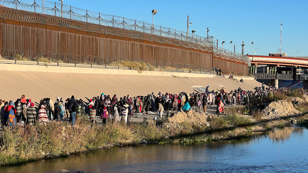 Migranten an der Grenze zu El Paso