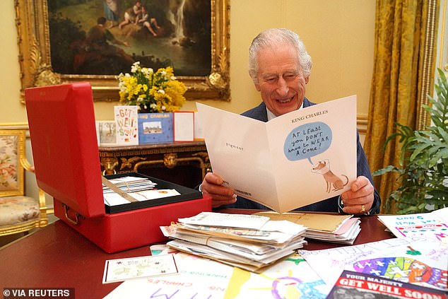 Charles stellte sich vor, wie er Karten und Briefe las, die Gratulanten ihm nach seiner Diagnose geschickt hatten