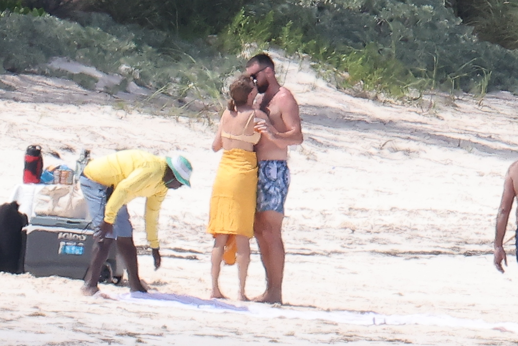 Taylor Swift und Travis Kelce machen Urlaub auf Harbour Island, Bahamas