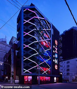 Spiel am: Hotel e-Zone in Osaka