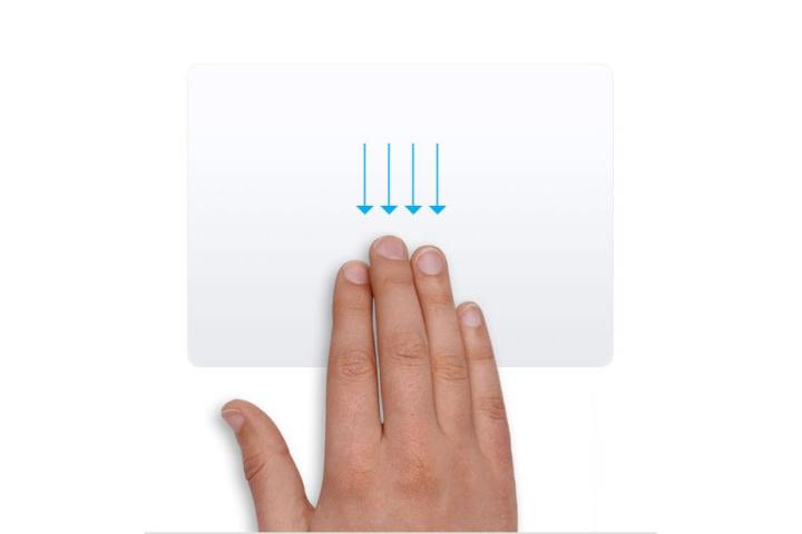 Eine Hand, die in macOS eine Trackpad-Geste ausführt, wobei sich vier Finger vertikal nach unten bewegen.