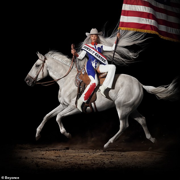 Ihr Album „Cowboy Carter“ erscheint morgen und das Cover zeigt sie in roten, weißen und blauen Lederchaps auf einem Pferd
