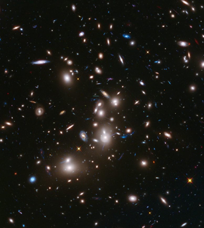 Hubble-Grenzfeld Abell 2744
