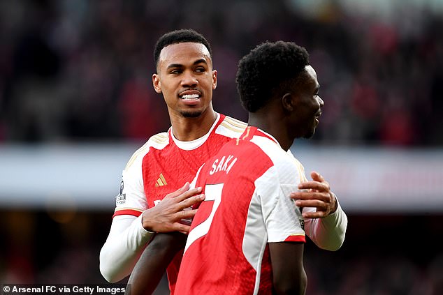 Arsenal hat an der Fitness von Gabriel (links) und Bukayo Saka (rechts) geschwitzt.