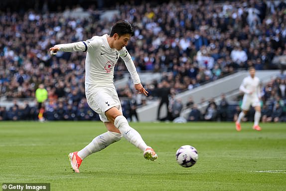 LONDON, ENGLAND - MARCH 30: Son Heung-Min of Tottenham Hotspur shoots but misses a chance during the Premier League match between Tottenham Hotspur and Luton Town at Tottenham Hotspur Stadium on March 30, 2024 in London, England. (Photo by Mike Hewitt/Getty Images)