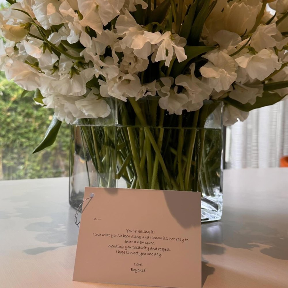 Beyonce schickt Blumen an Mickey Guyton K Michelle Tyla