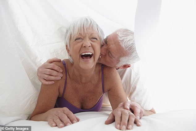 Eine neue Studie hat ergeben, dass jeder Siebte der 80- bis 84-Jährigen immer noch ein aktives Sexualleben führt, während 36 Prozent der über 70-Jährigen sagen, dass ihre Libido überhaupt nicht verschwunden ist