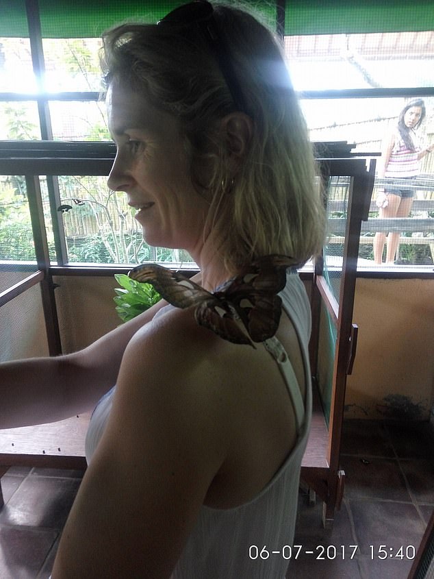 Samantha Murphy besuchte während einer Reise nach Bali 2017 einen Schmetterlingspark